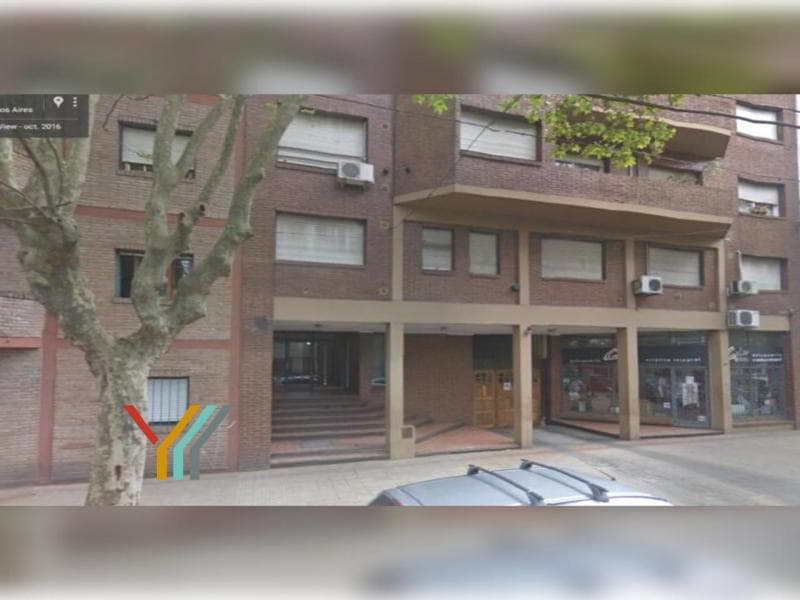 Cochera en Venta — foto 1