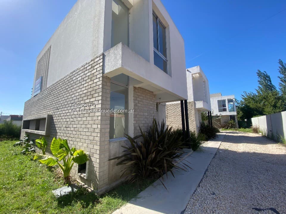 Duplex en Venta — foto 1