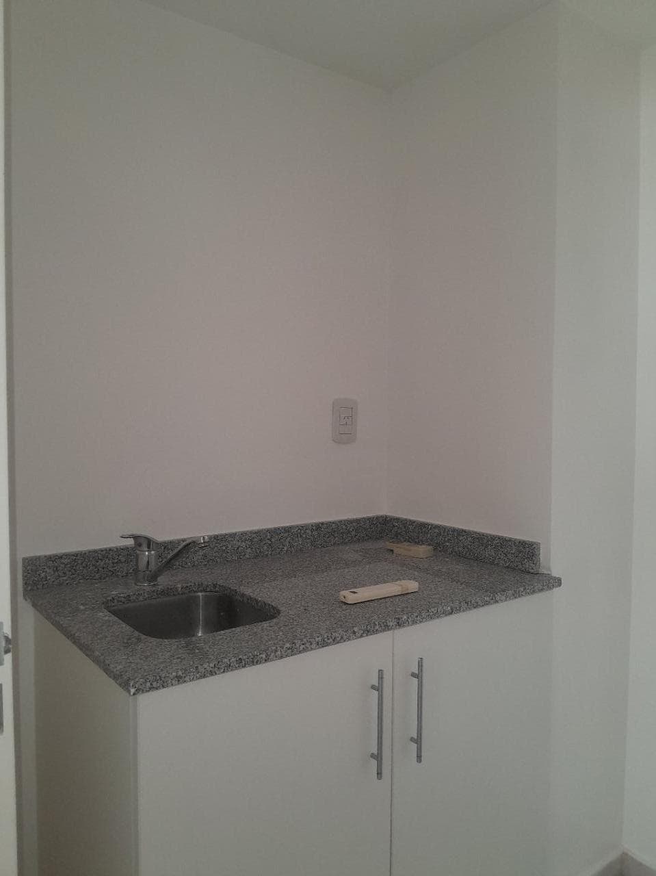 Oficina en Alquiler — foto 1