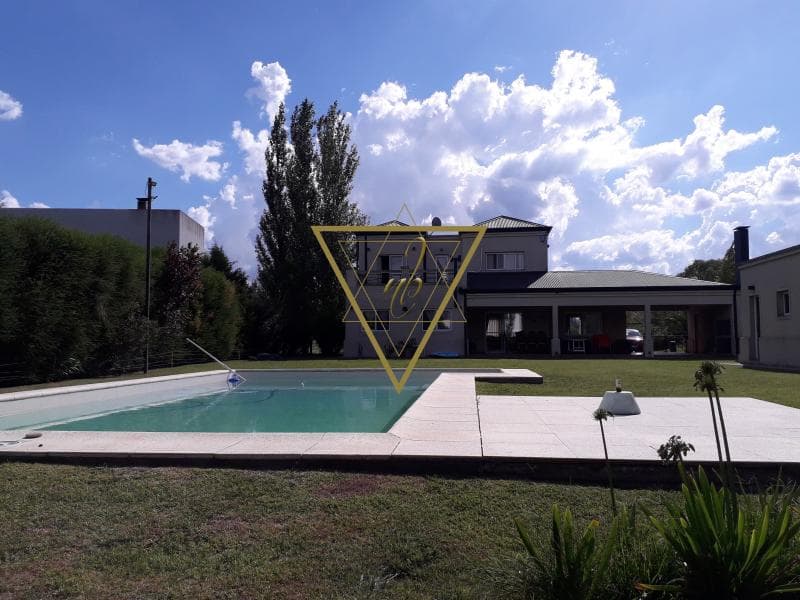 Casa en Alquiler — foto 1