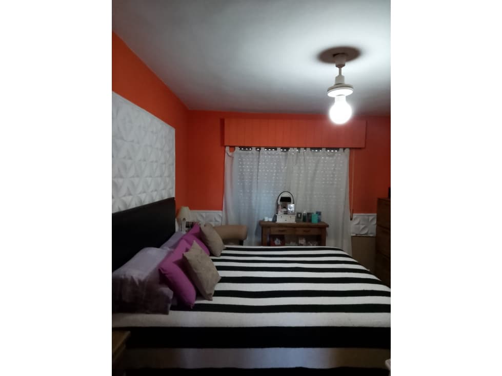 VENDO CASA en San Antonio de Padua con Pileta — foto 6