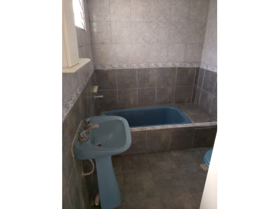 Alquilo departamento en Merlo Norte primer piso — foto 6