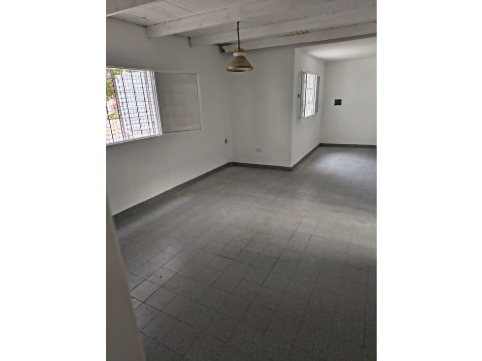 VENTA GALPON con oficinas/depto Bº CENTRO AMERICA — foto 4