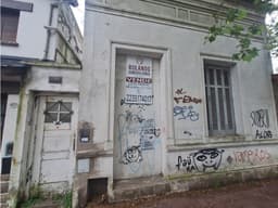 Casa a reciclar o demoler - 20 de Septiembre y Bolìvar