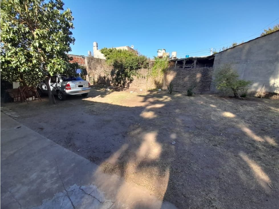 CASA SOBRE DOS LOTES DE 400 MTS2 EN VENTA — foto 4