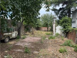 AMPLIO LOTE DE TERRENO