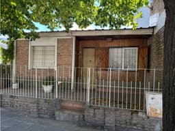 CASA EN VENTA. ITUZAINGO NORTE