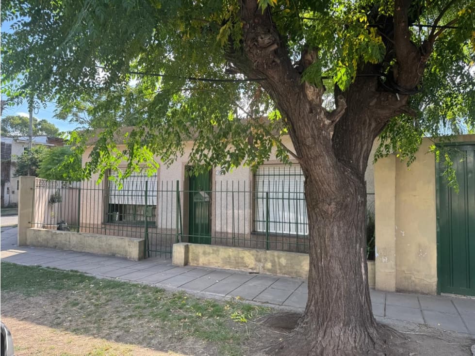 CASA AMERICANA EN VENTA. ITUZAINGO NORTE — foto 4