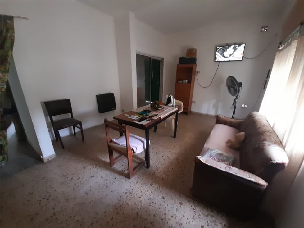 CASA AMERICANA EN VENTA. EXCELENTE UBICACION — foto 3