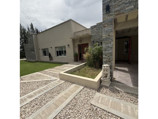 Casa quinta en Malvinas II