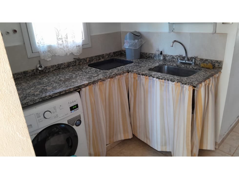 Hermosa Casa ubicada en "Barrio Altos de Brandsen" — foto 6