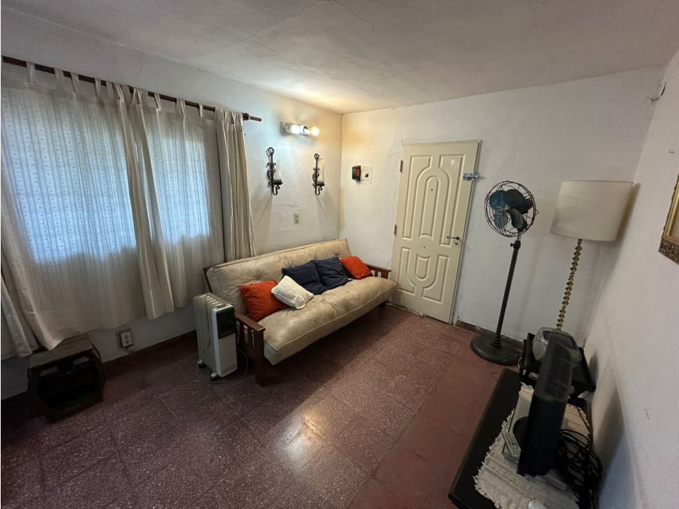 IMPORTANTE CASA QUINTA A METROS DEL CENTRO — foto 6