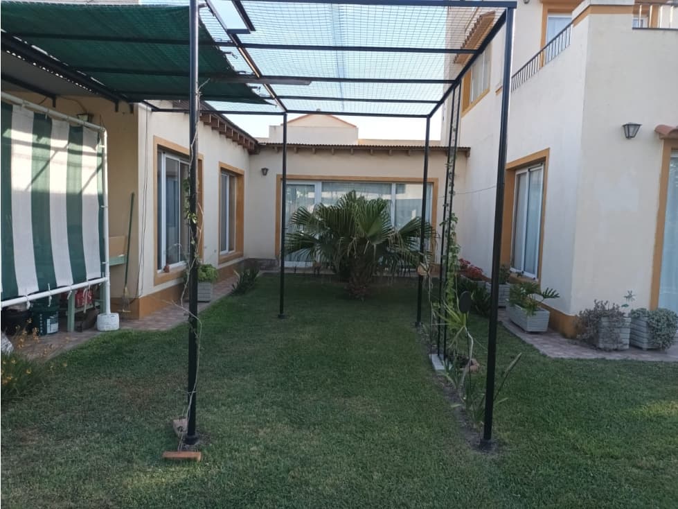 Hermosa Casa ubicada en "Barrio Altos de Brandsen" — foto 5