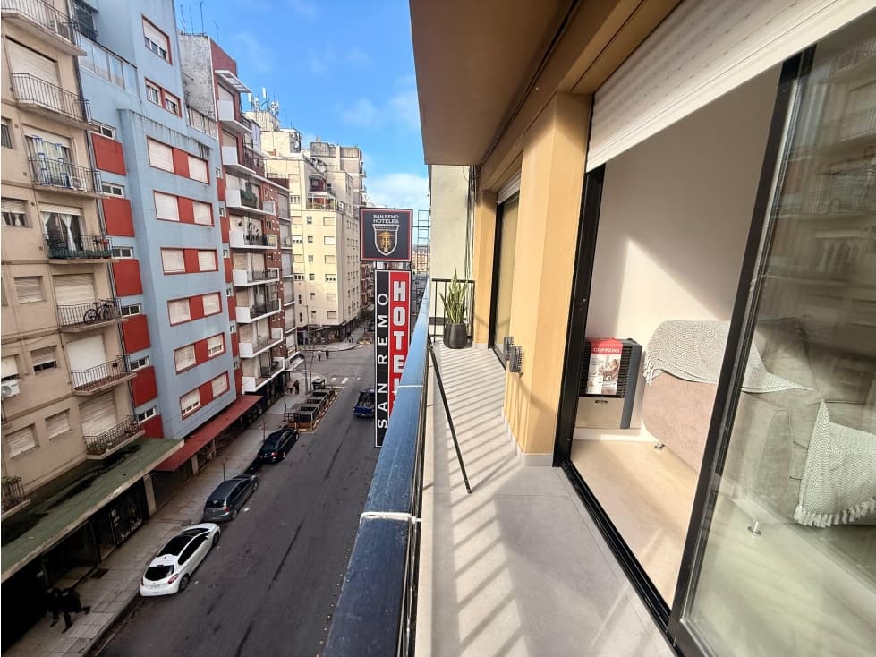 2 AMBIENTES A LA CALLE CON BALCON SALIENTE - BELGRANO 2350 — foto 2
