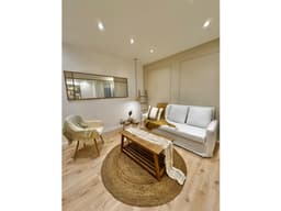 2 AMBIENTES AL LATERAL EN ZONA COMERCIAL GUEMES - BROWN 1574