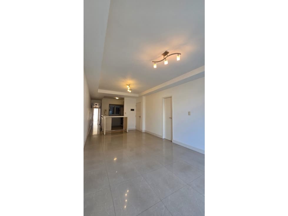 VENTA Departamento 3 ambientes. Cochera. Plaza mitre — foto 4