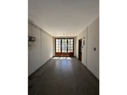 Alquiler Deposito en zona Juan b. Justo