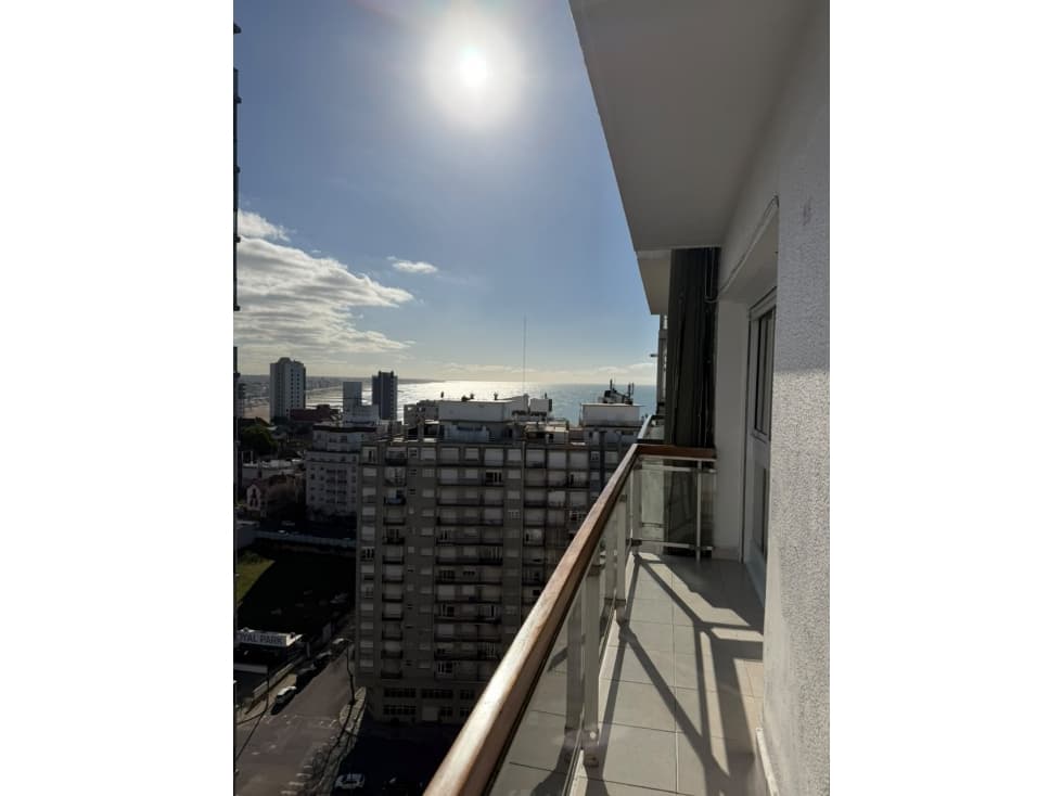 Venta 2 ambientes externo. Vista al mar. Zona Centro — foto 4