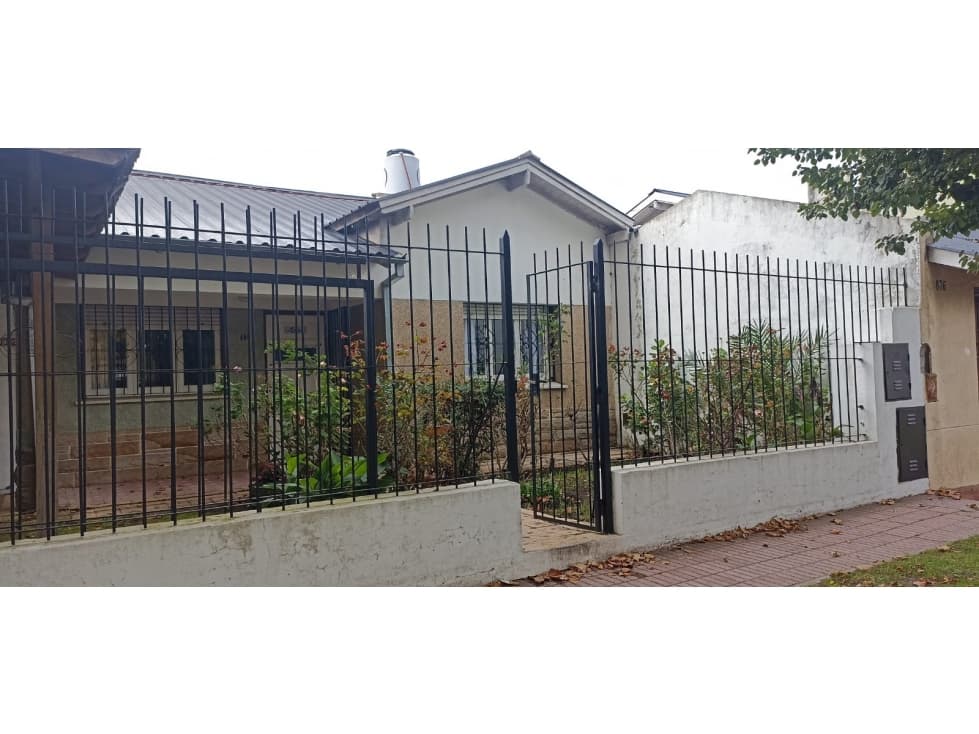 ALQUILER - CASA USO PROFESIONAL - FRANCIA AL 800 — foto 1