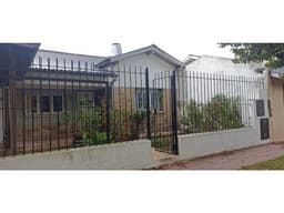ALQUILER - CASA USO PROFESIONAL - FRANCIA AL 800