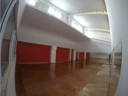 AMPLIO LOCAL DE USOS MULTIPLES - BALCARCE 3300