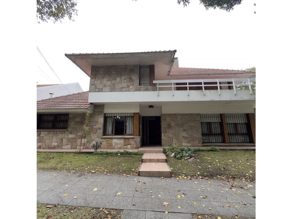Casa 5 Ambientes en Los Troncos — foto 2