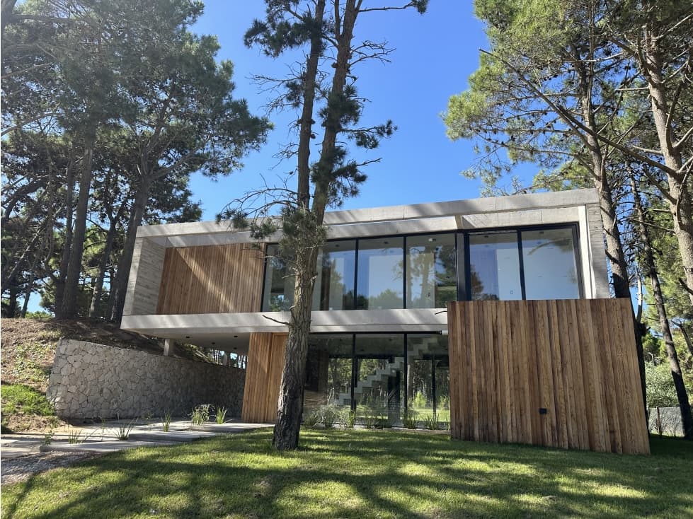 PINAMAR - CASA PIONEROS (LOTE 06) — foto 1