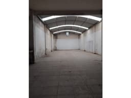 Alquiler galpón zona Juan B Justo