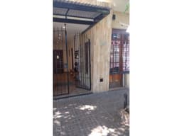 Local Comercial Zona Facultad Funes