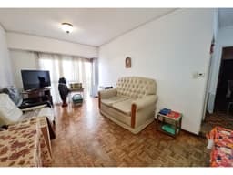 Departamento 3 amb. externo c/ espacio de cochera - Salta y Av. Luro