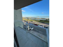 Depto 4 ambientes frente al mar