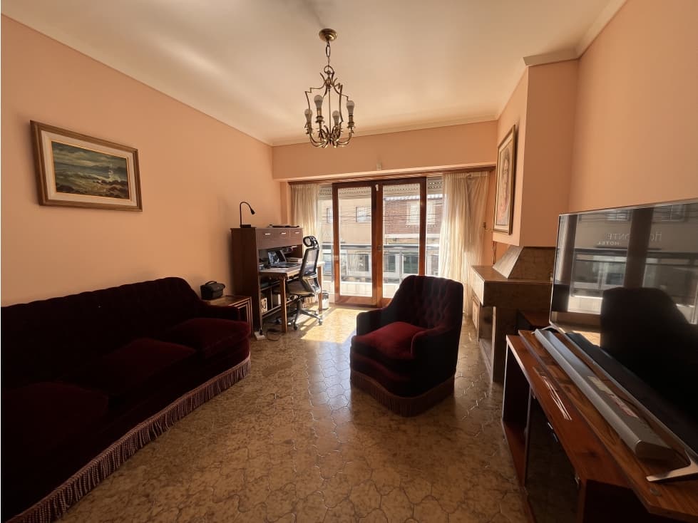 VENTA / PISO DE 4 AMBIENTES CON DEPENDENCIA Y COCHERA/ MAR DEL PLATA — foto 3