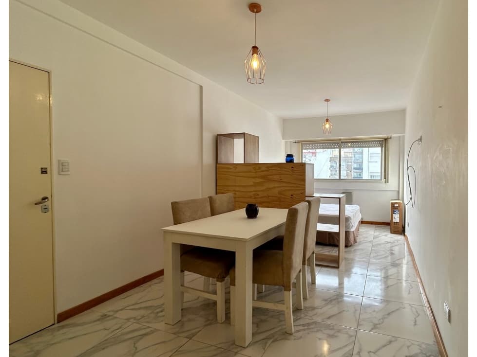 VENTA DPTO 1 AMBIENTE, CONTRAFRENTE CON VISTA ABIERTA — foto 1