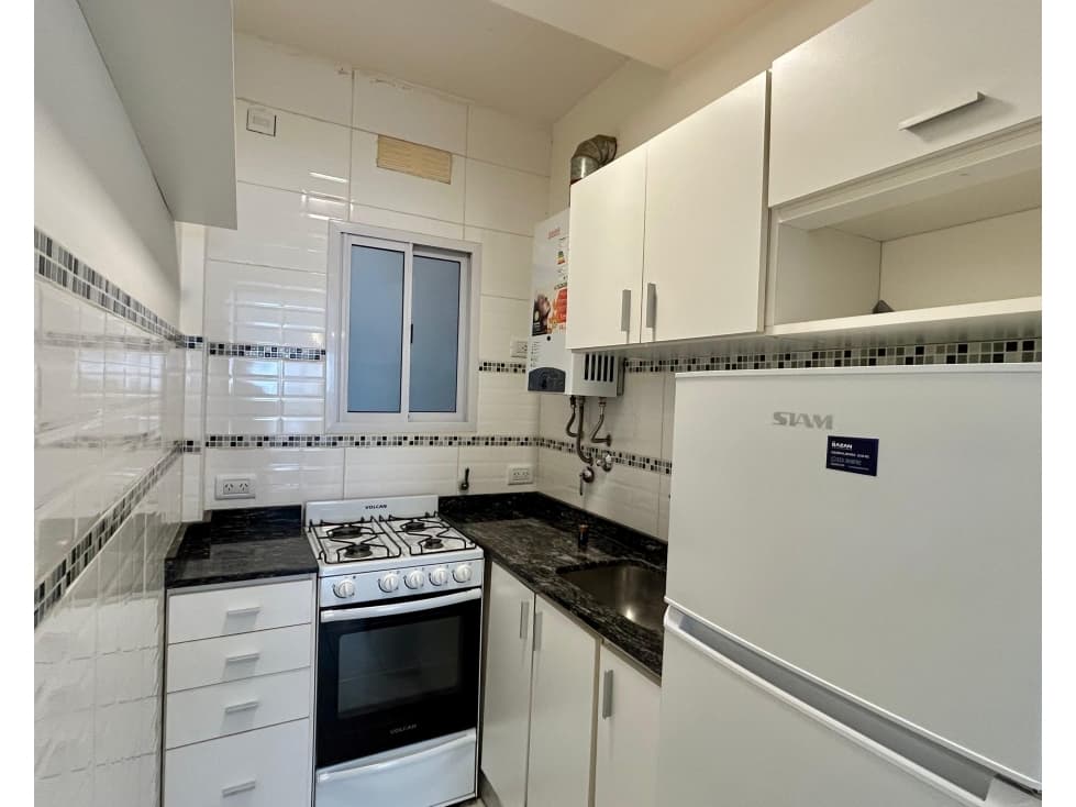 VENTA DPTO 1 AMBIENTE, CONTRAFRENTE CON VISTA ABIERTA — foto 2