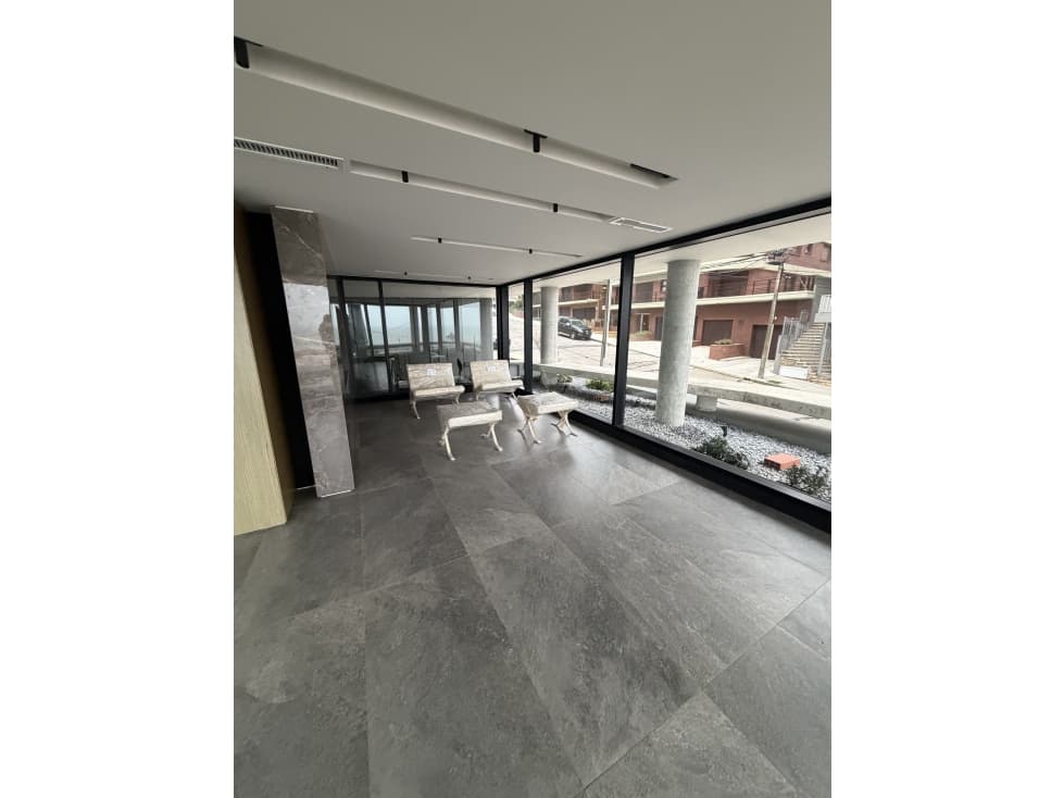 DEPARTAMENTO DE CATEGORÍA- Varese — foto 4