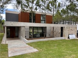 Casa en alquiler Maritimo ll Costa Esmeralda