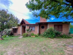 CASA EN VENTA APTA A CRÉDITO, 3 DORMITORIOS - VILLA CARLOS PAZ