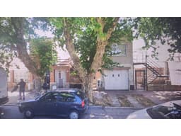 OPORTUNIDAD PH 3 AMBIENTES A RECICLAR CON COCHERA VILLA PRIMERA