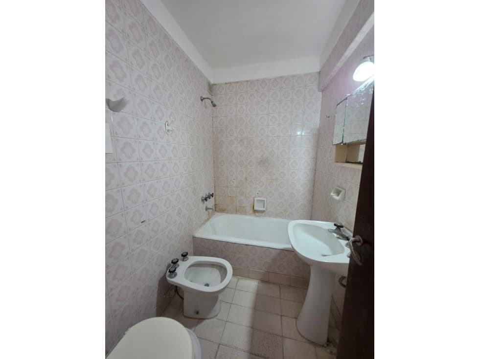 ALQUILER DOS AMBIENTES ZONA ALDEREY — foto 3
