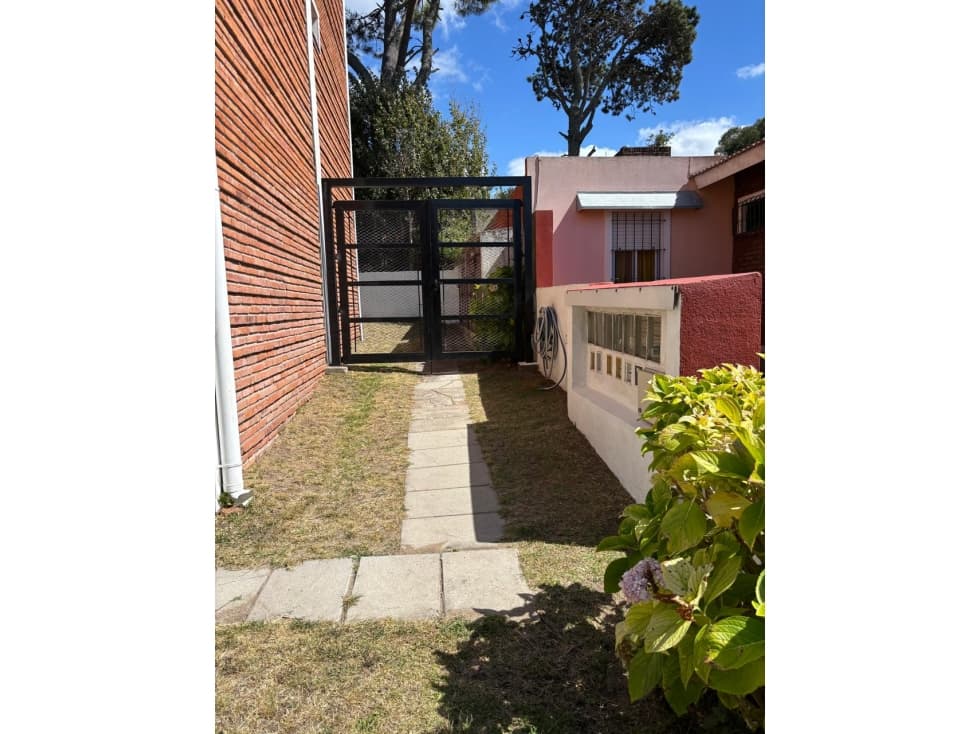 Venta Dpto. P.B. 3 amb. a 4 cuadras de la playa!!! — foto 3