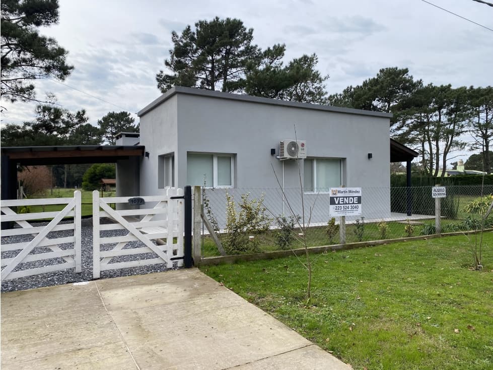 Casa en venta en La Caleta — foto 1
