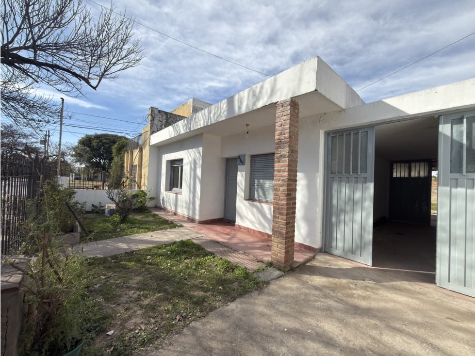 ALQUILER - CASA 2 DORMITORIOS - ALTOS DE VELEZ SARSFIELD — foto 4