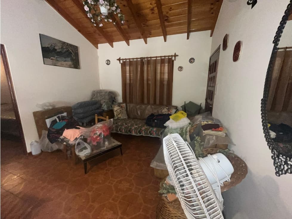 CASA CON COCHERA + DPTO — foto 6