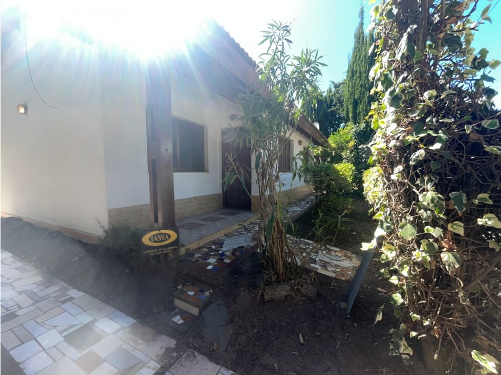 CASA CON COCHERA + DPTO — foto 3