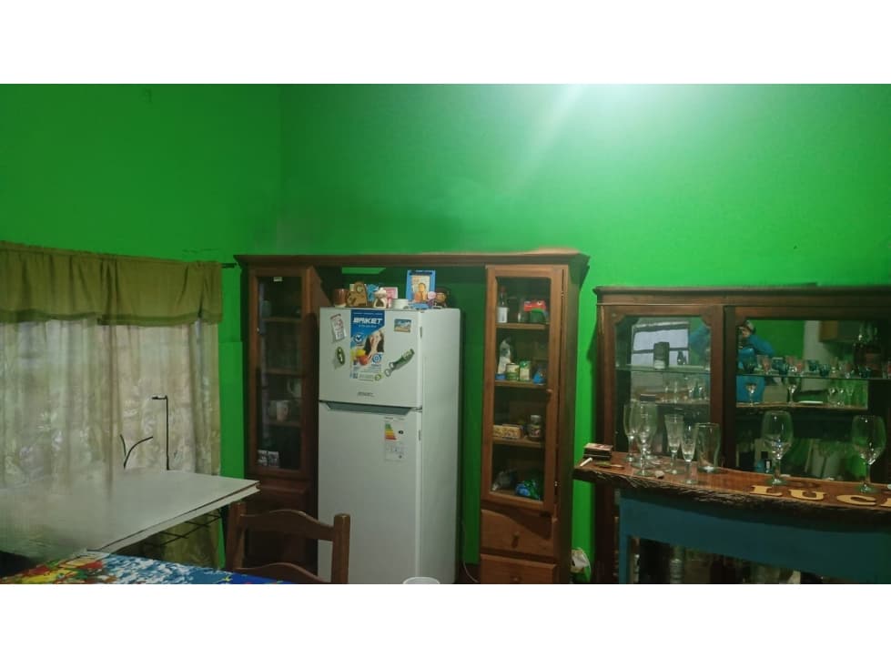 PEKIN 3464 y Condarco, Isidro Casanova — foto 3