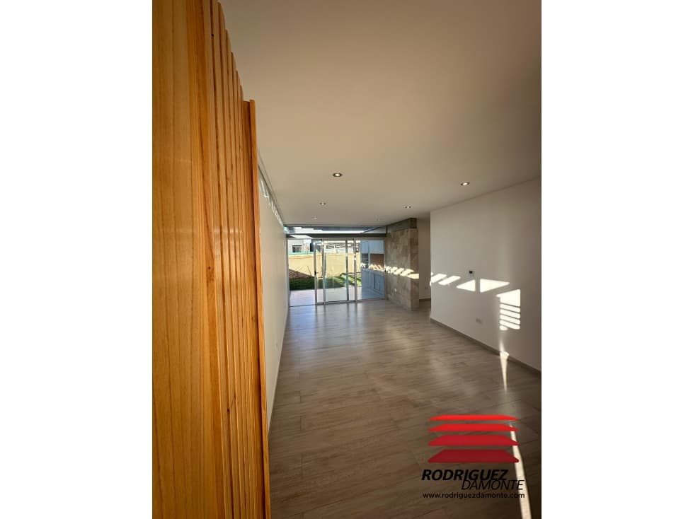 Venta Casa 3 Dormitorios Barrio Lar de Terrada Luján — foto 2