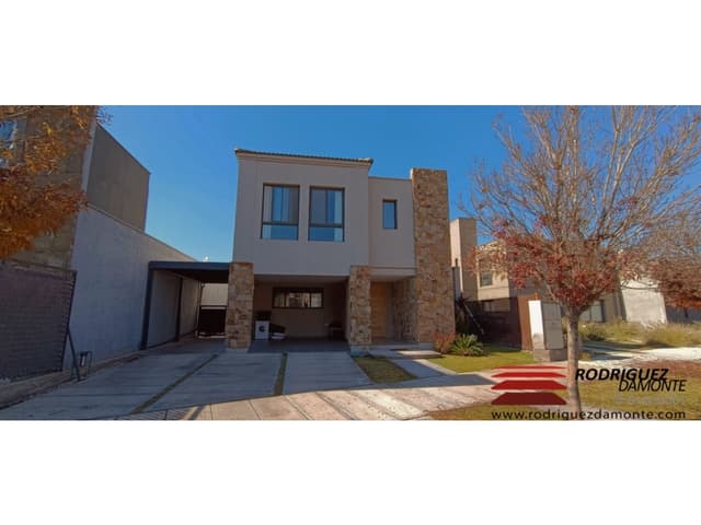 Casa en venta en Barrio Privado La Bastilla Mendoza