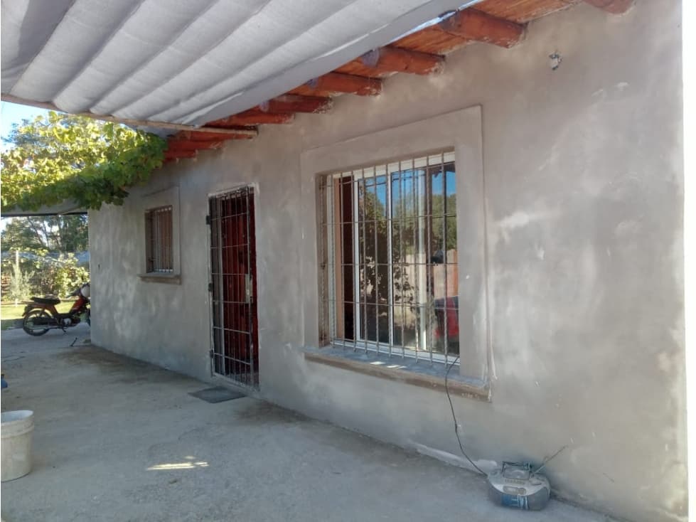 VENTA DE CASA CON AMPLIO TERRENO- SANTA MARIA DE ORO, RIVADAVIA — foto 2