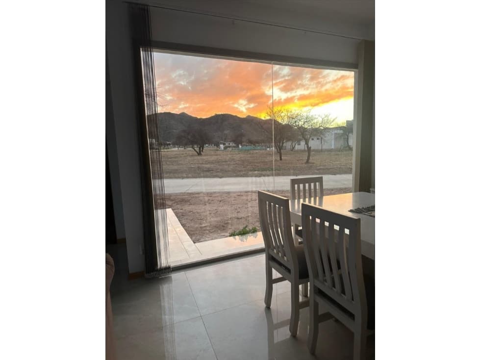 VENTA CASA CON HERMOSA VISTA EN B° PRIVADO JUANA KOSLAY, SAN LUIS — foto 2