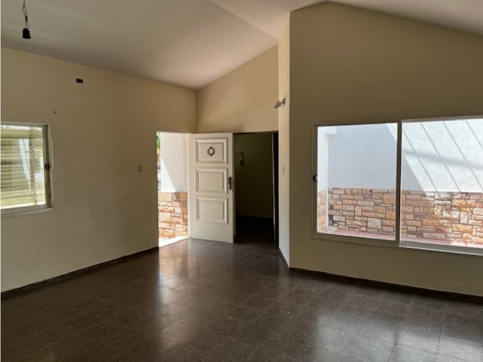 CASA APTA CRÉDITO HIPOTECARIO EN SAN JOSÉ — foto 1